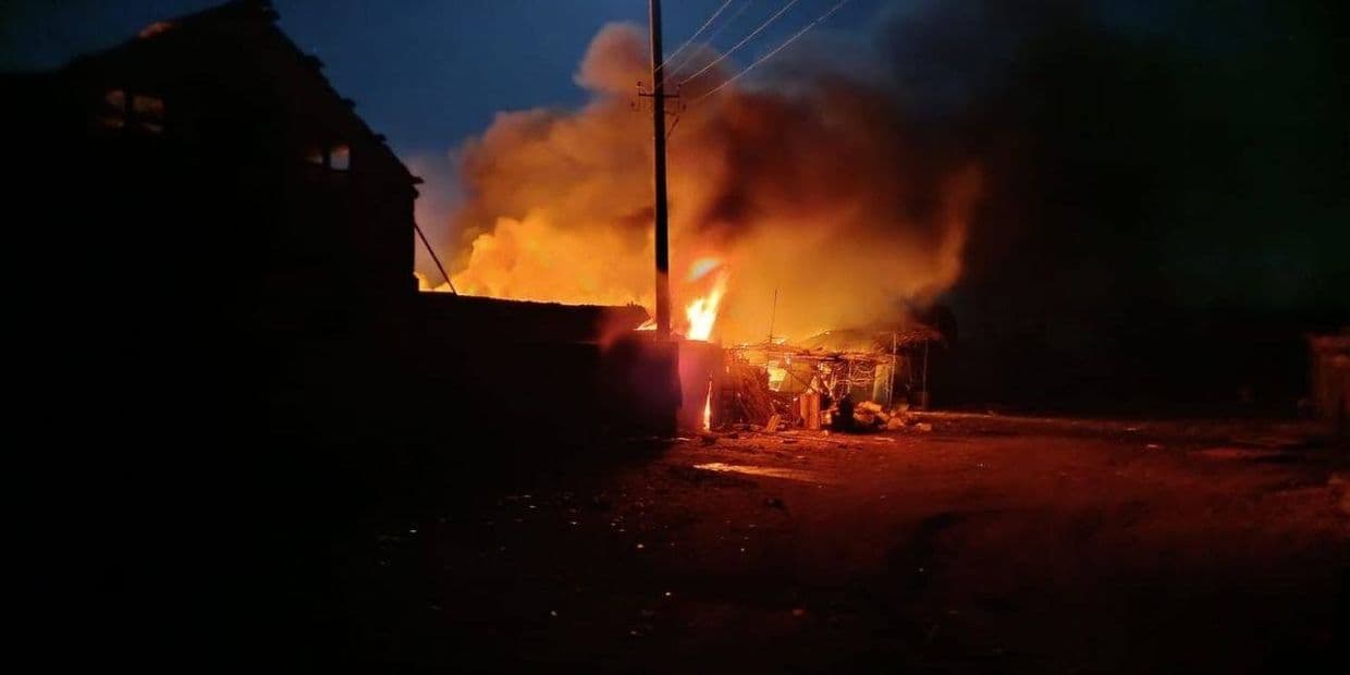 6 пожеж виникли на Донеччині внаслідок російських обстрілів (фото)