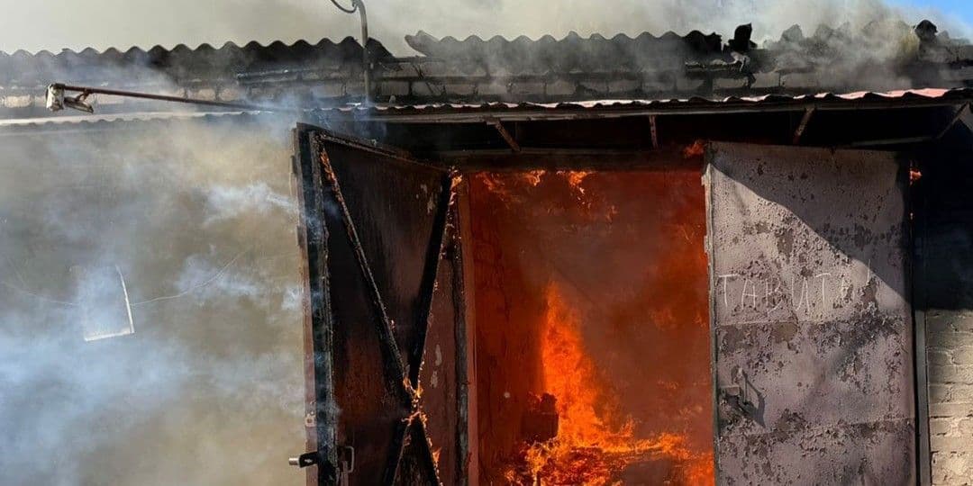 19 цивільних об'єктів зазнали руйнувань унаслідок обстрілів Донеччини, зокрема 9 житлових будинків (фото)