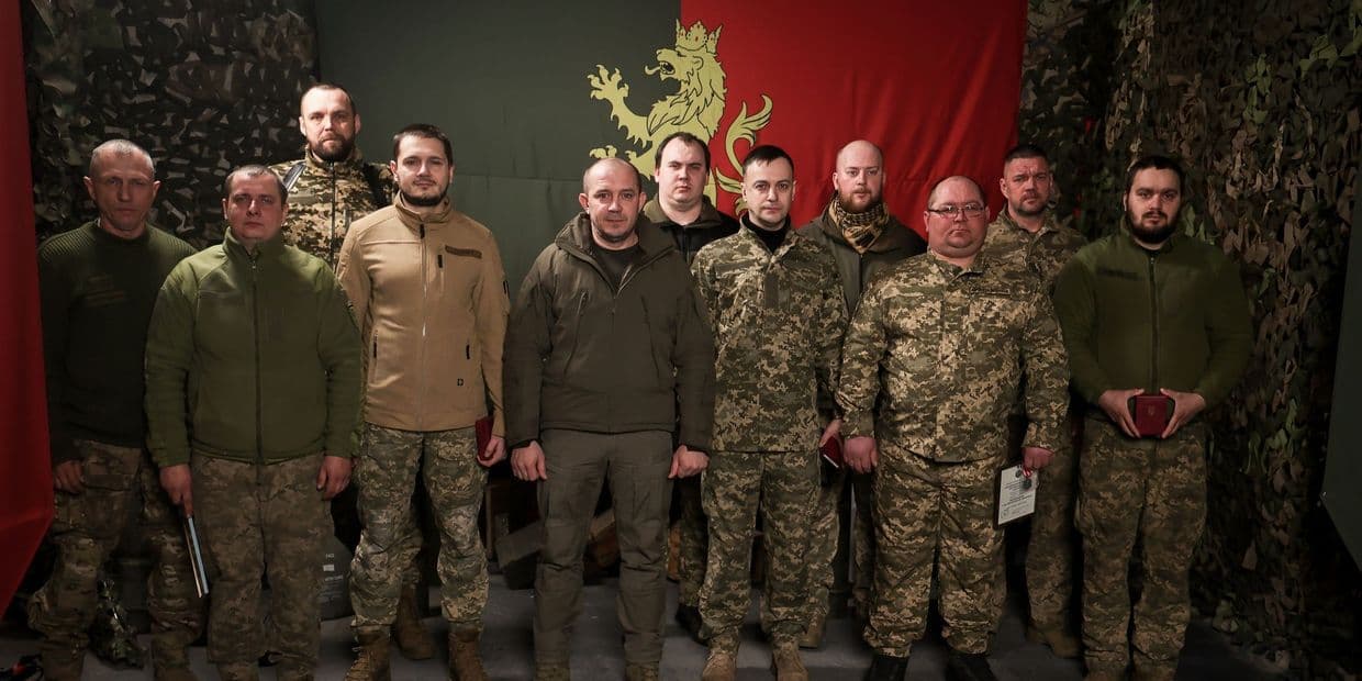 Воїни "королівської" бригади, які тримають Часів Яр, отримали нагороди та відзнаки (фото)