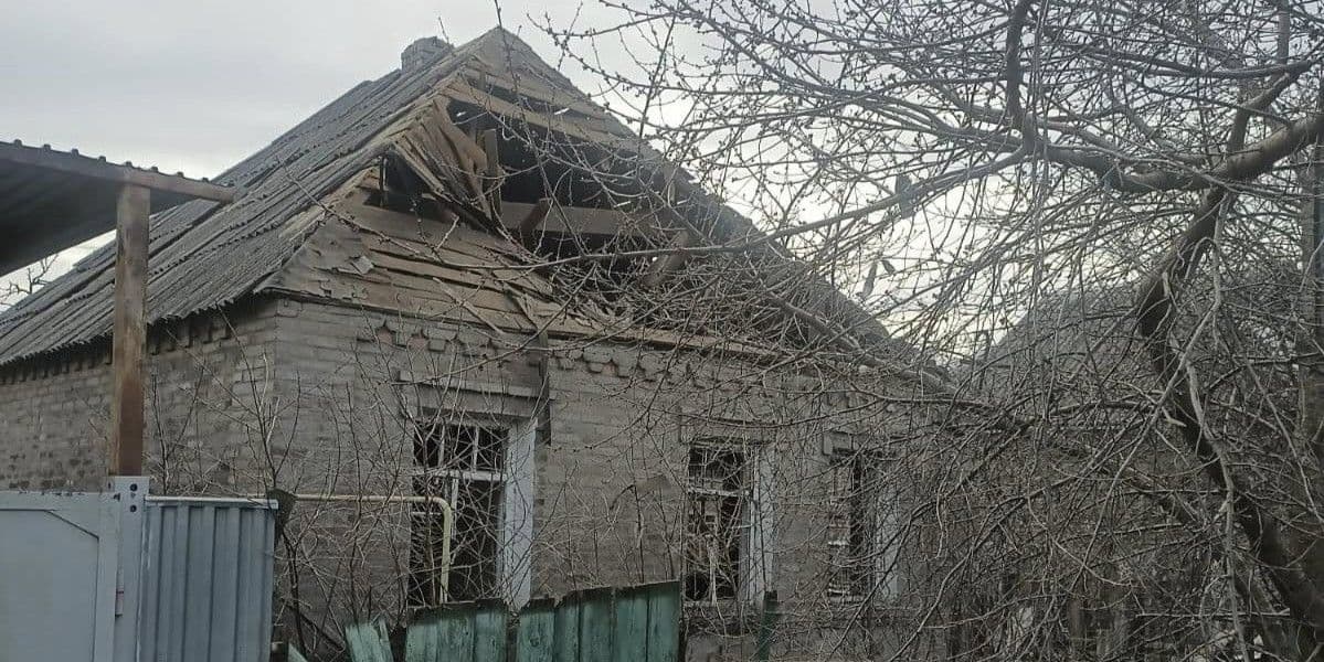 Унаслідок ударів по Краматорській громаді були пошкоджені багатоповерхівки, приватні будинки та автівки (фото)