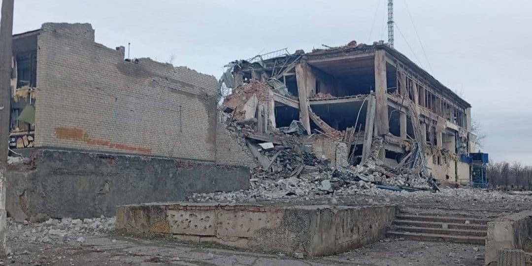 32 цивільних об'єкти, зокрема 20 житлових будинків, постраждали від російських обстрілів