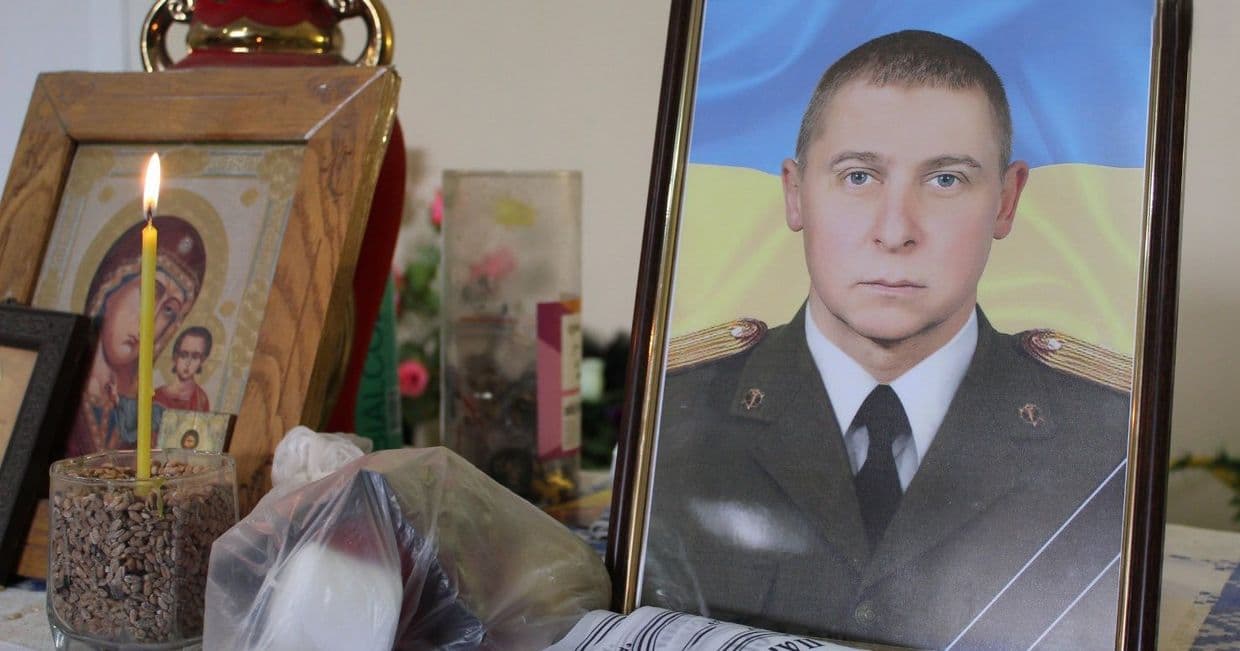 В Былбасовке похоронили погибшего вблизи Краматорска военного правоохранителя Николая Смолина (фото)