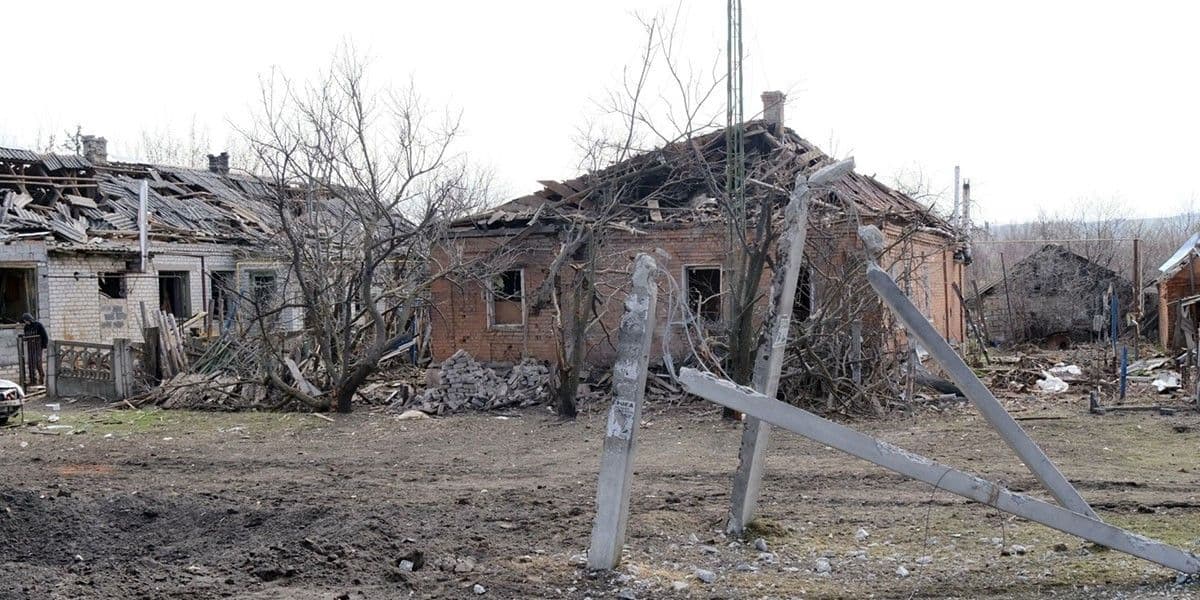 У поліції розповіли, скільки років жителям, пораненим унаслідок бомбових у дарів по Слов'янську (фото)