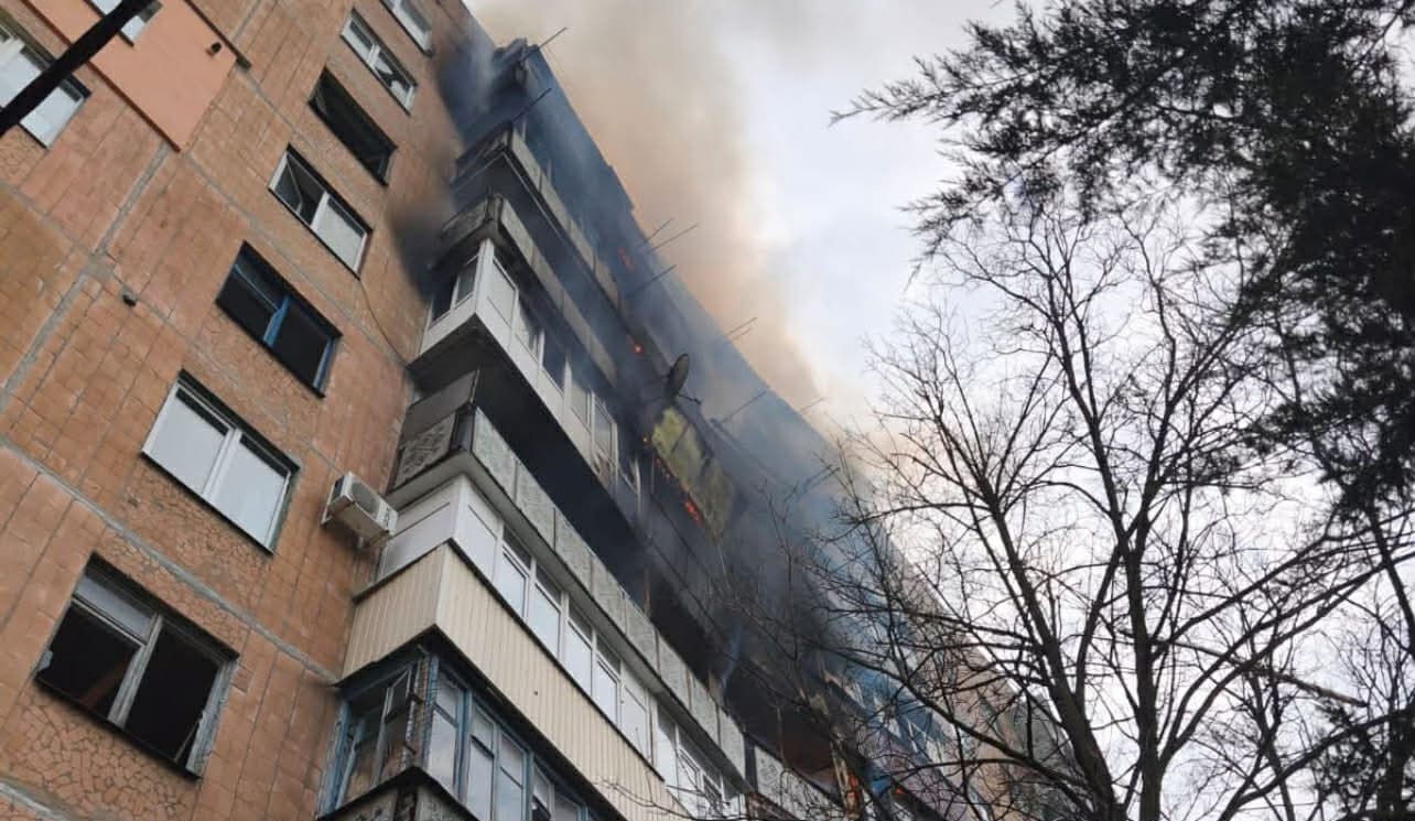 <em>фото: Донецької ОВА. Наслідки ворожих обстрілів на Донеччині</em>