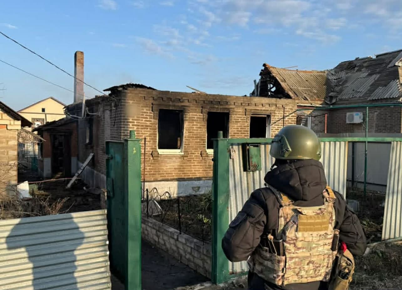 Одна людина загинула, четверо — поранені внаслідок ворожих атак на Донеччині