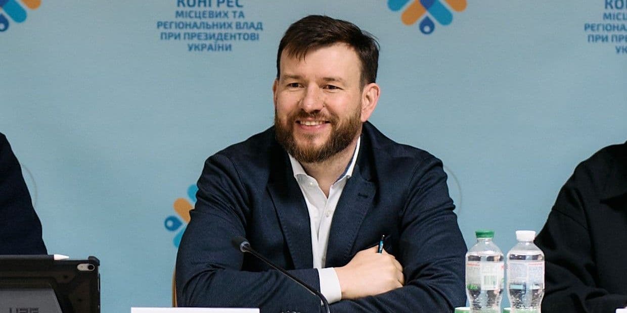 Пріоритетними напрямками роботи з ВПО залишається забезпечення житлом і соціальне забезпечення, — Улютін