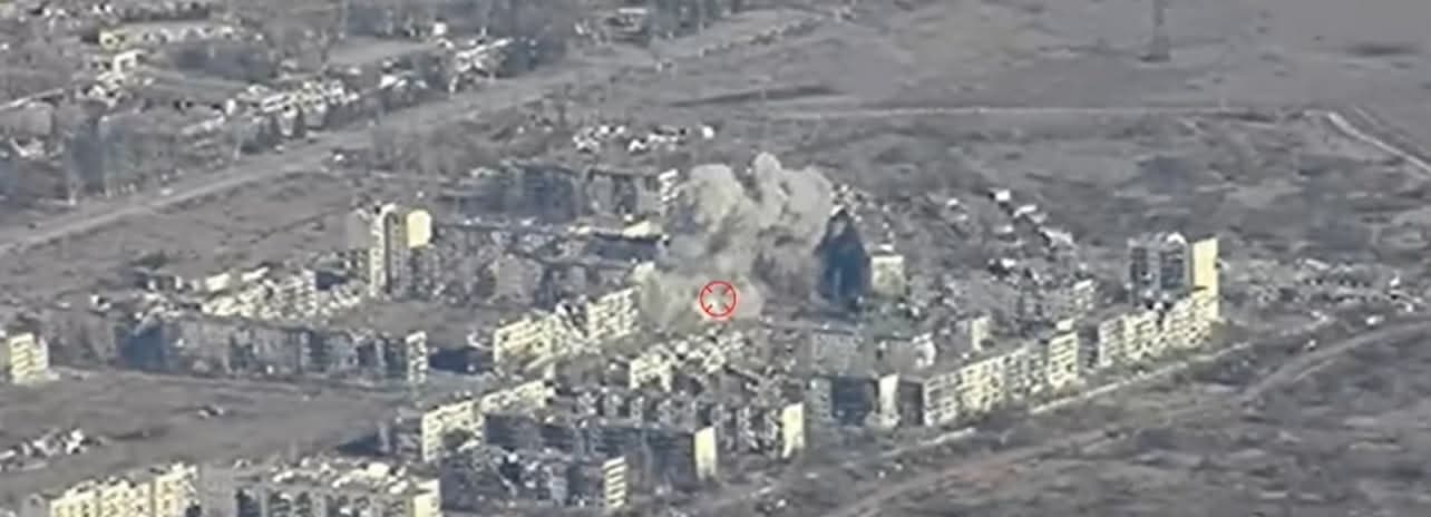 Силы обороны нанесли авиаудар по вражескому пункту сосредоточения на юге Покровска