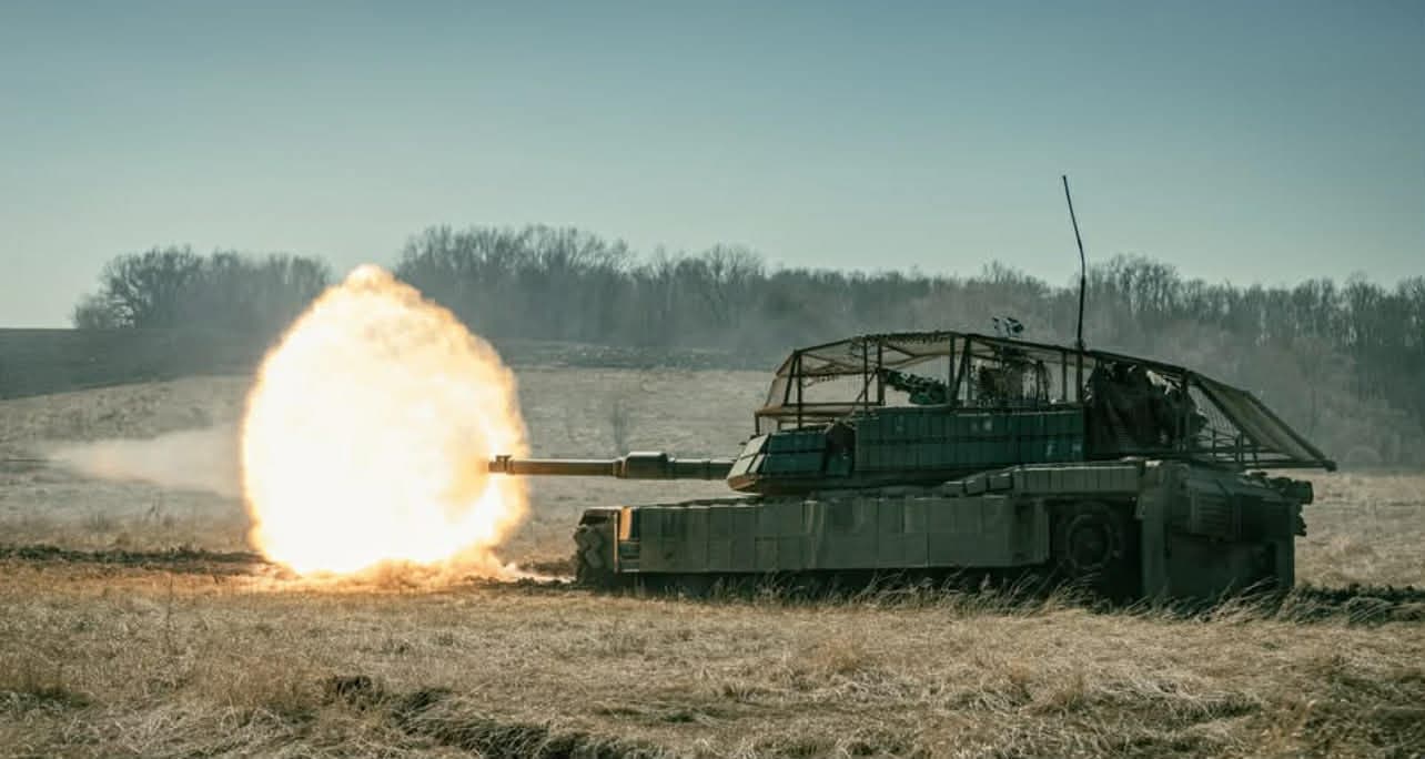 Ворог намагається посилити тиск на Слов'янському напрямку і знімати пропагандистські відео про захоплення населених пунктів на Донеччині, — 11-й армійський корпус