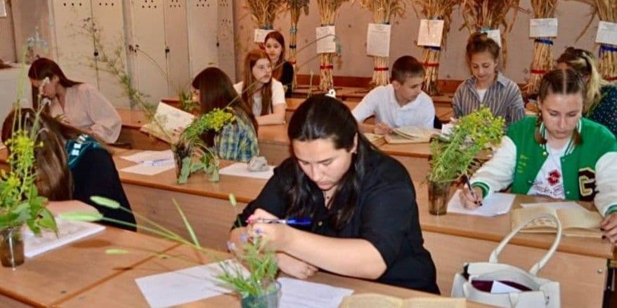 Юні екологи на окупованій Луганщині. Фото з відкритих джерел