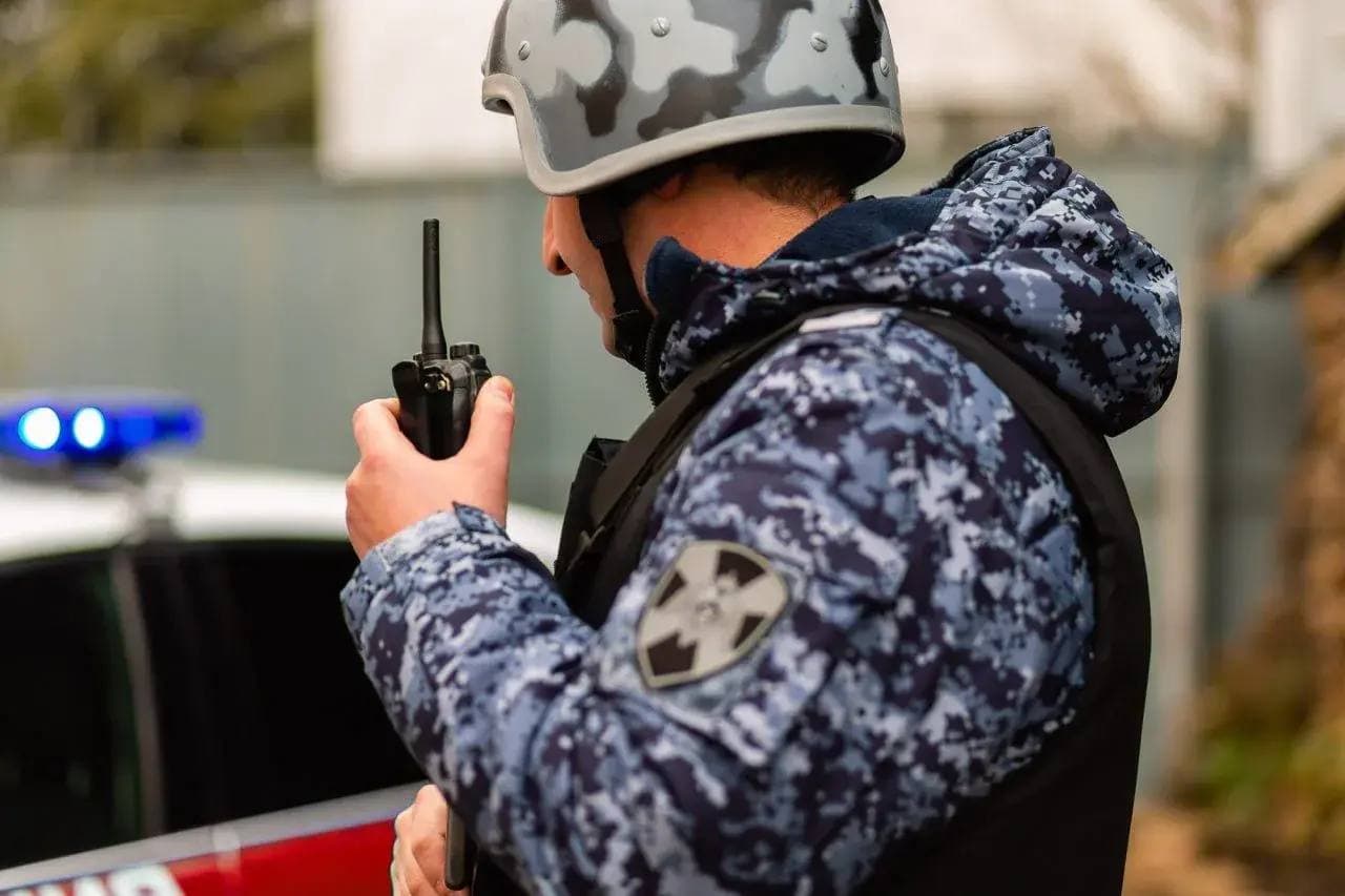 Окупаційний росгвардієць. Фото з відкритих джерел