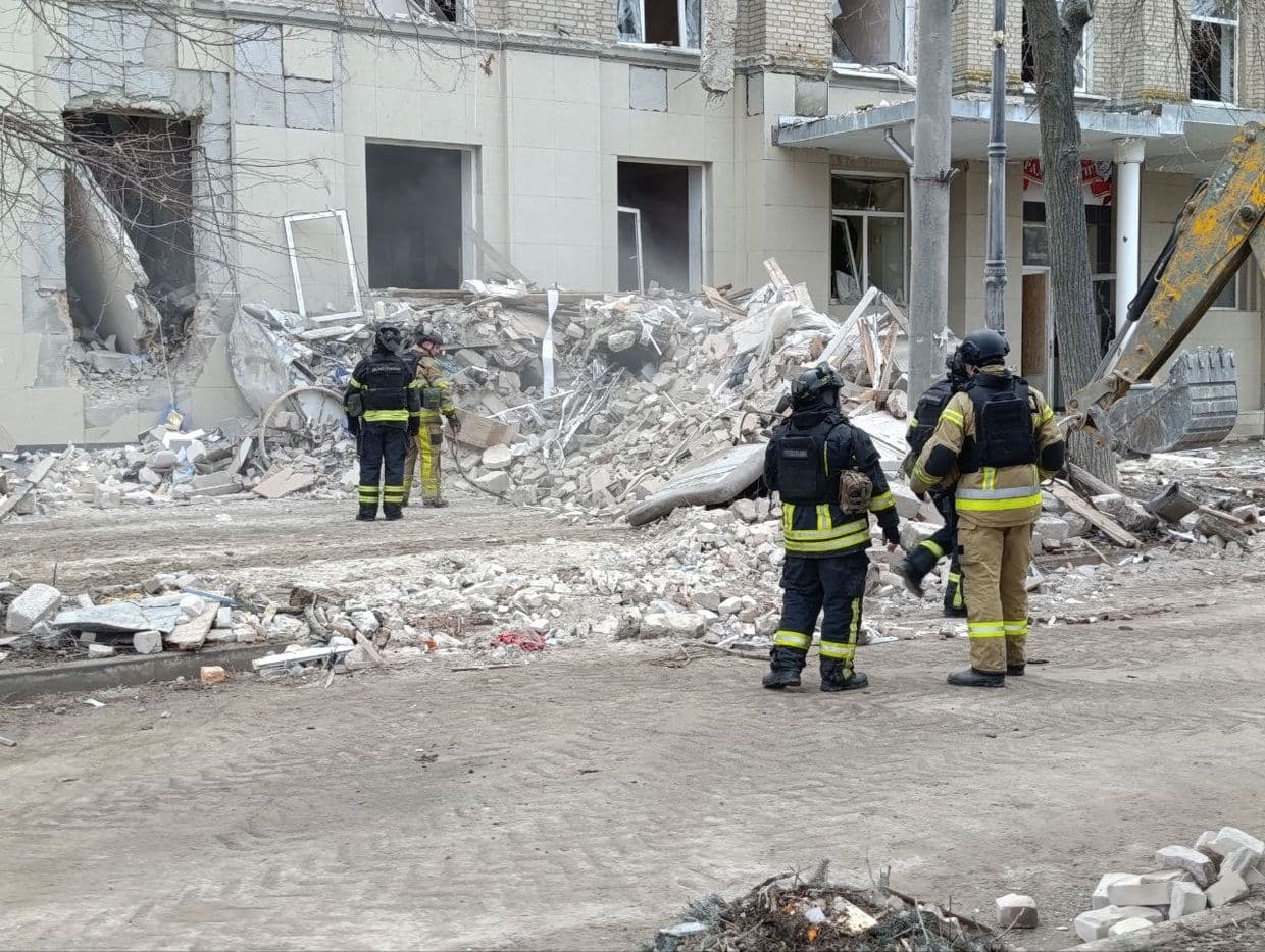 У Дружківці під завалами можуть залишатися люди (фото)