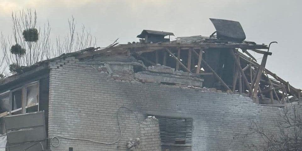 Уночі ворог знову вдарив по Слов'янську: пошкоджено тролейбуси, багатоповерхівки, котельню