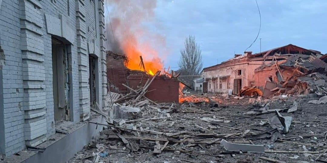 Унаслідок російських обстрілів Донеччини руйнувань зазнали 35 цивільних об'єктів, зокрема 12 житлових будинків (фото)