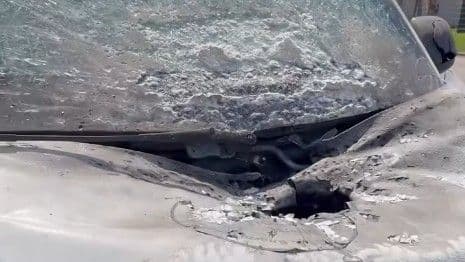 У Дружківці рашисти вдарили дроном по евакуаційному авто благодійників (відео)