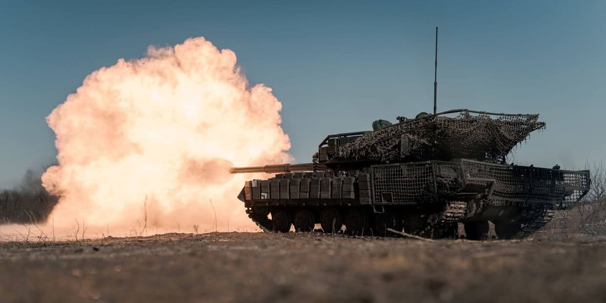 Стріляє танк. Фото: 31 ОМБр