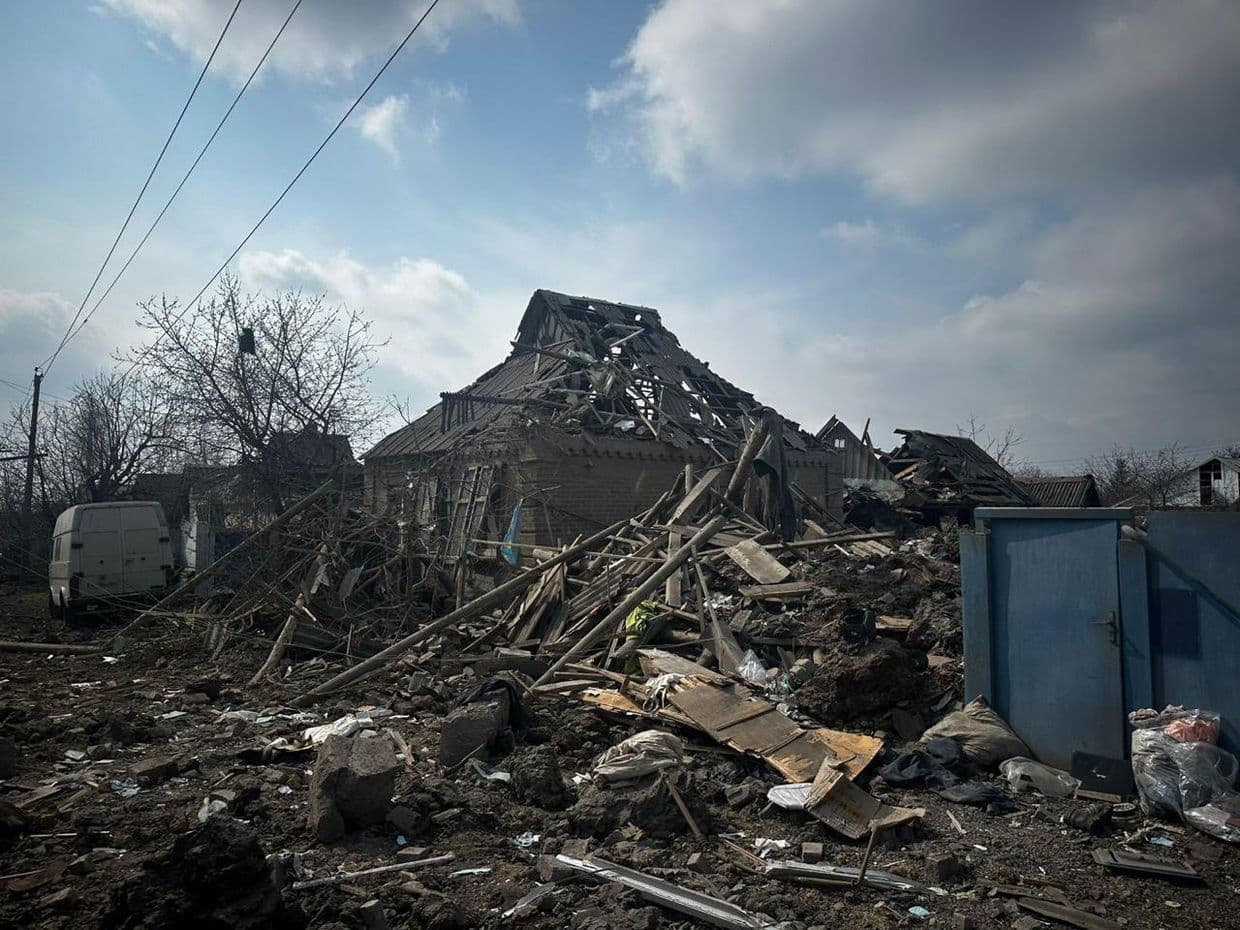 Учора росіяни 6 разів били по Краматорській громаді дронами, бомбами та з РСЗВ: є поранений (фото)