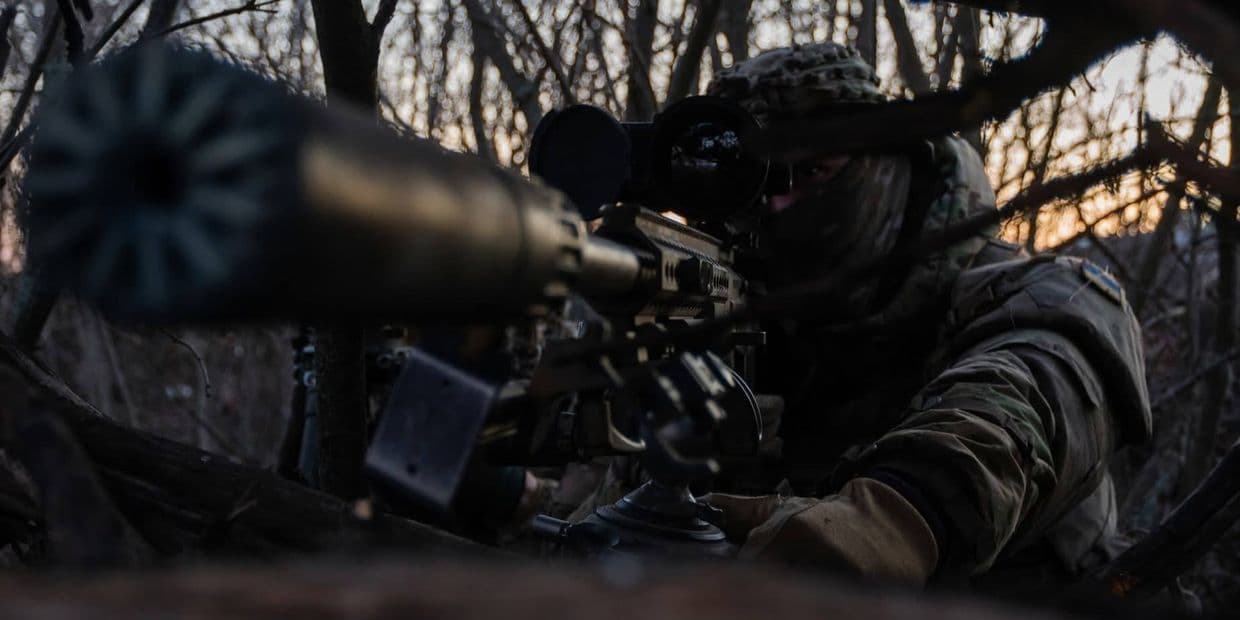 Снайпер. Фото 18-ї Слов'янської бригади Національної гвардії України