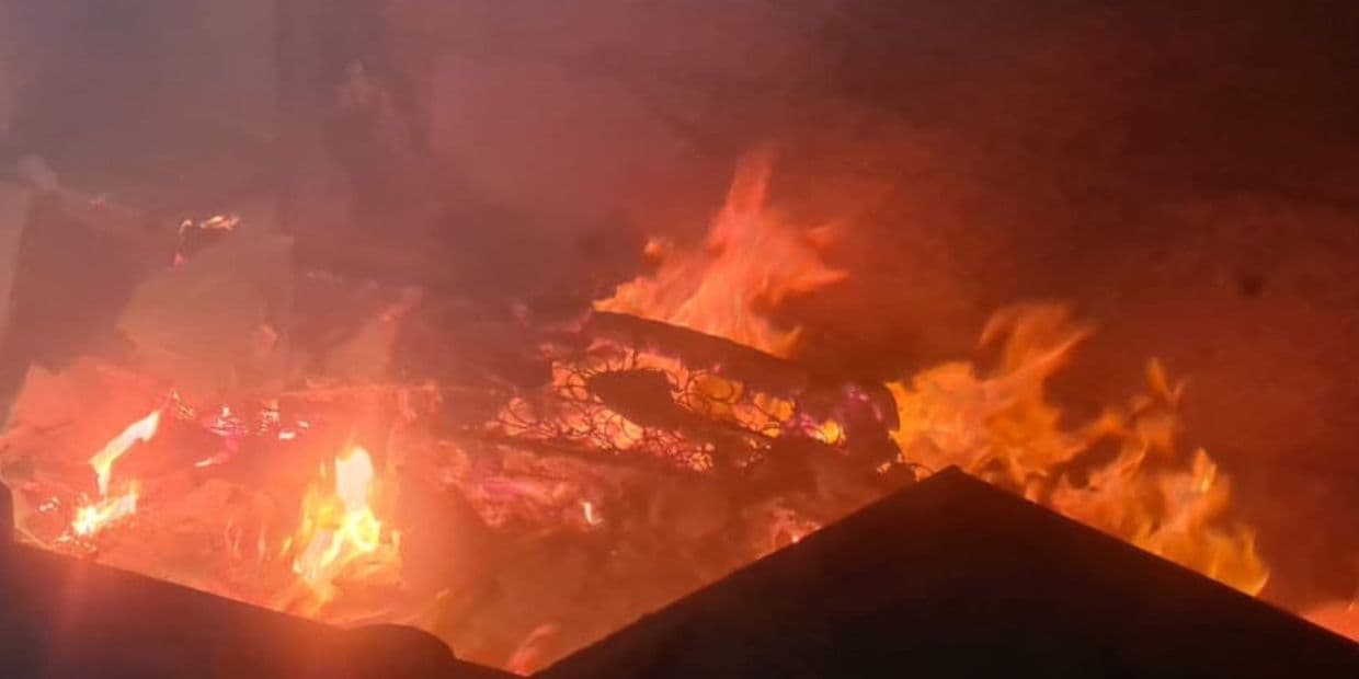 У Краматорську під час гасіння пожежі вогнеборці виявили тіло загиблого чоловіка (фото, відео)