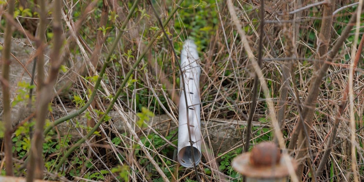 Минулої доби піротехнічні підрозділи ДСНС виявили та знищили 11 вибухонебезпечних предметів, а також обстежили 1,27 га території Краматорського району. Фото: ДСНС Донеччини