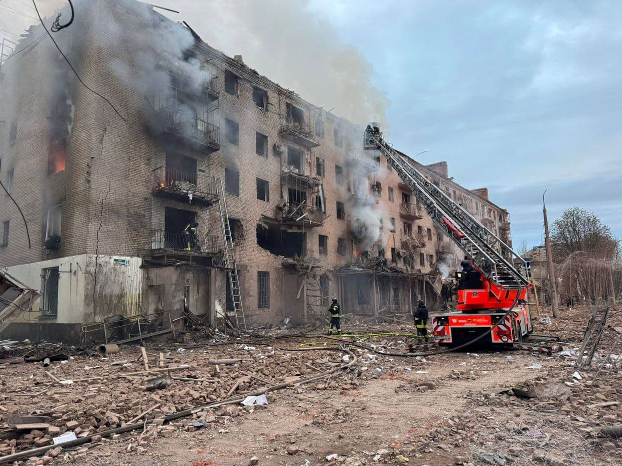 Рашисти 9 разів обстріляли населені пункти Донеччини, з лінії фронту евакуювали 39 дітей (фото)