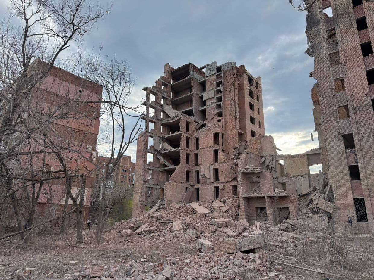 Рашисти скинули на Слов'янськ фугасну авіабомбу: що відомо