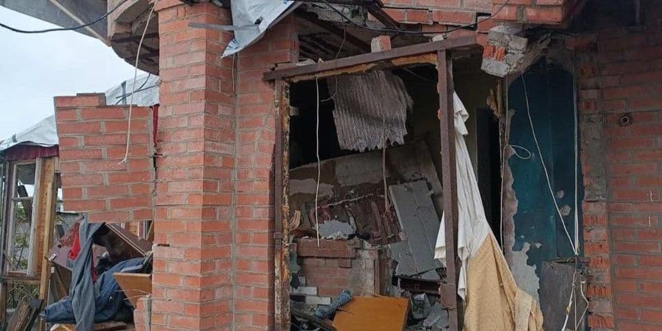 14 раз россияне обстреляли населенные пункты Донетчины: какие последствия