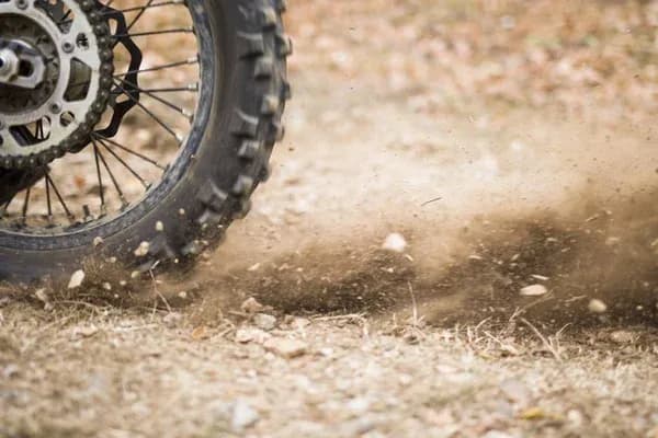 Війська рф продовжують тиск на Слов'янському напрямку і концентрують там мототехніку для штурмів