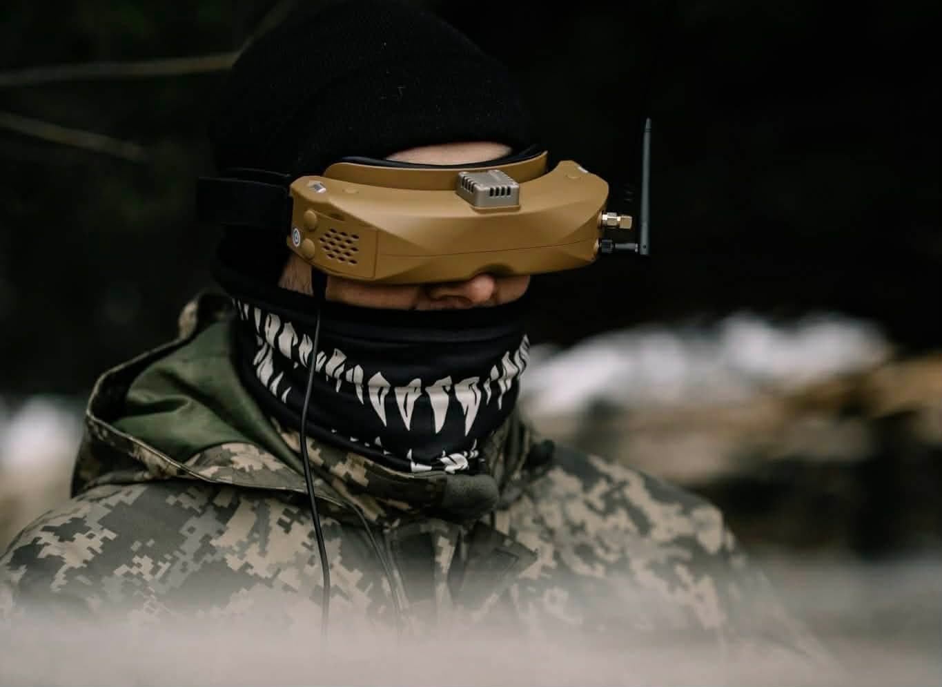Фото: 157 окрема механізована бригада. <em>Український військовий, оператор БПЛА</em>