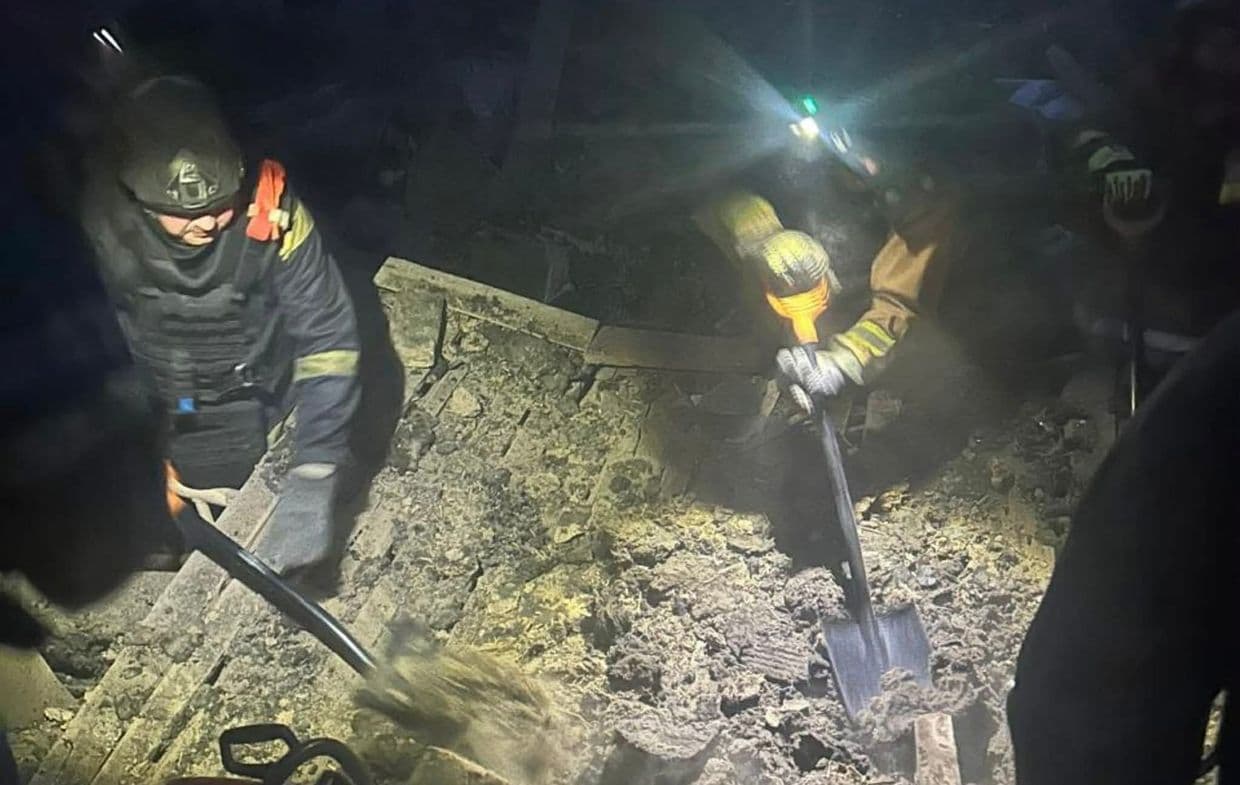 У Краматорську рятувальники вилучили тіло чоловіка з-під завалів зруйнованого будинку