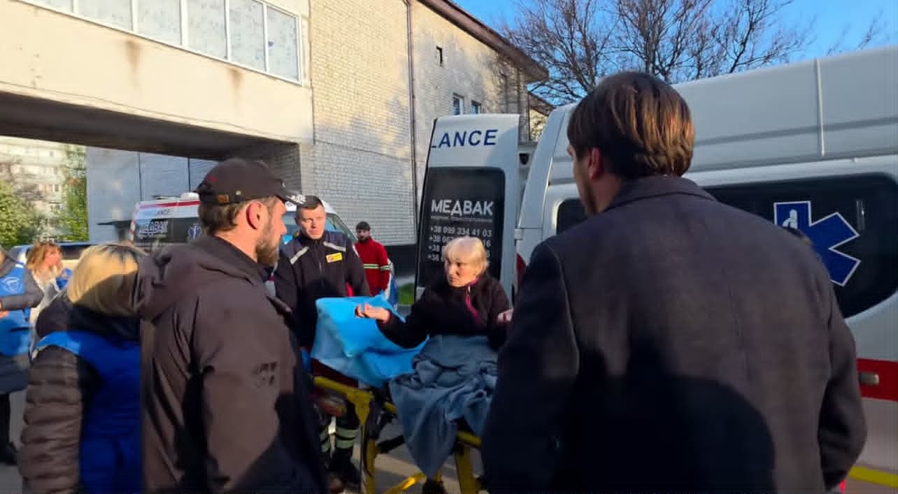 Понад 100 людей вивезла із Костянтинівки возиком і потім сама потрапила підворожий удар: Проліска розповіла історію евакуації жінки