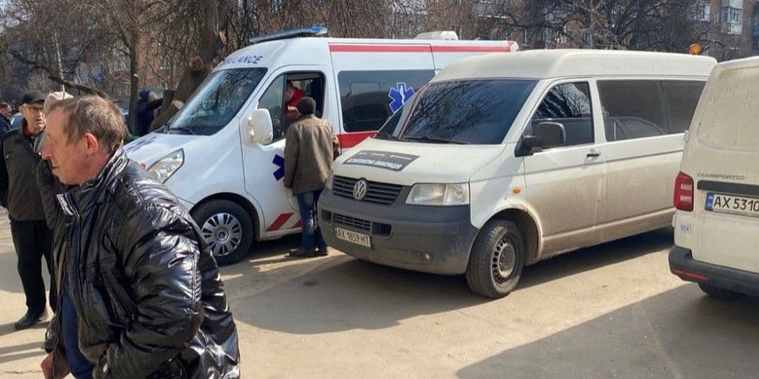 Жителів Слов'янської громади безоплатно евакуюватимуть до транзитного центру в Харкові: деталі