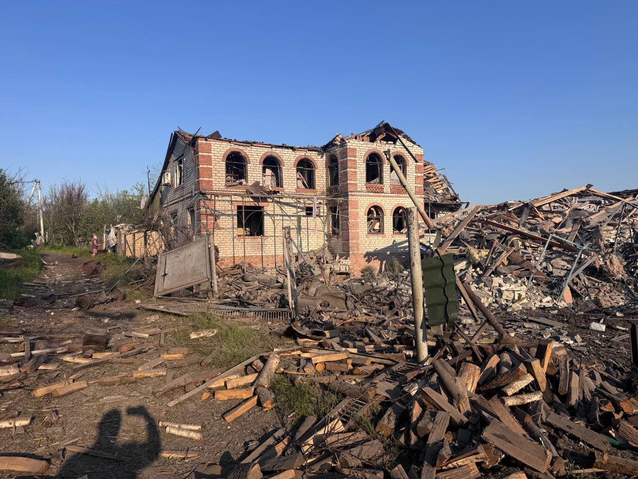 Наслідки російського обстрілу Донеччини. Фото: Facebook/Вадим Філашкін