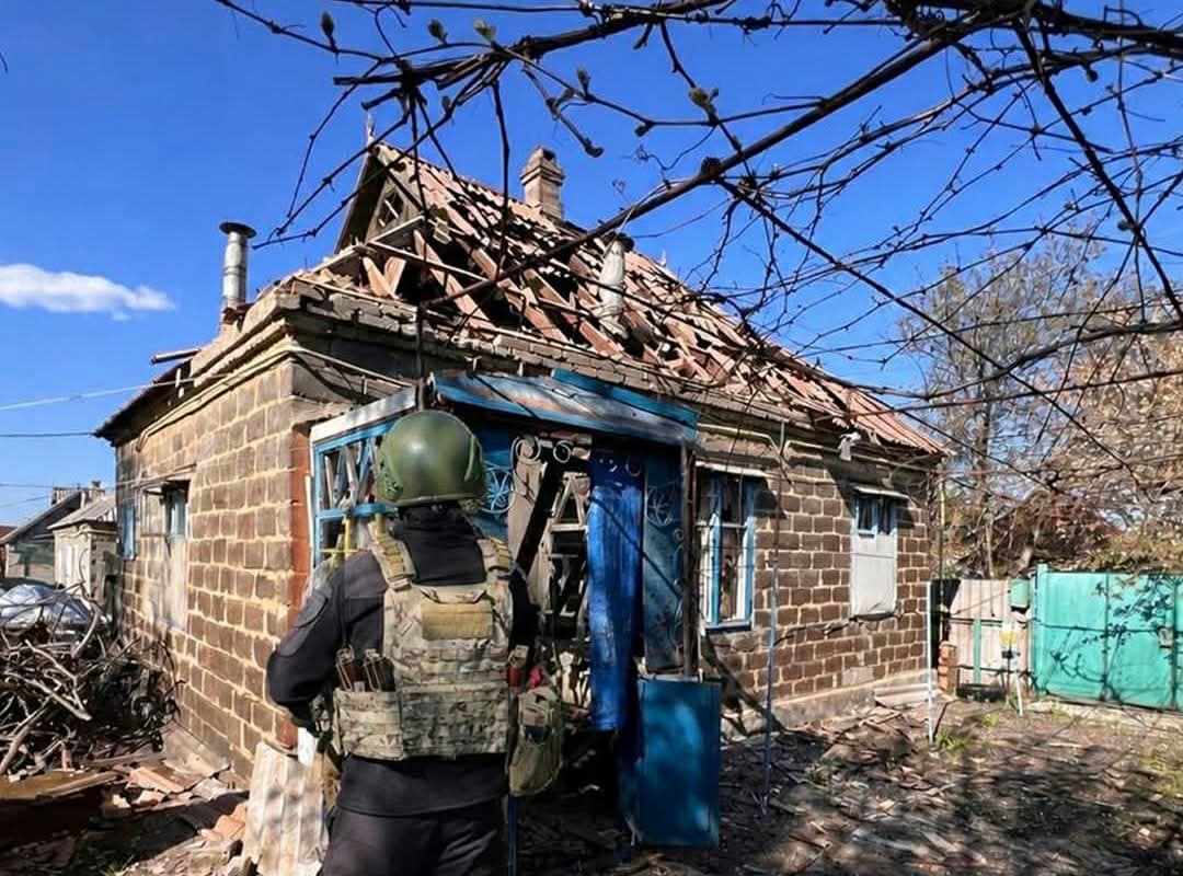 В результате российских обстрелов в Донецкой области один человек погиб и четверо получили ранения