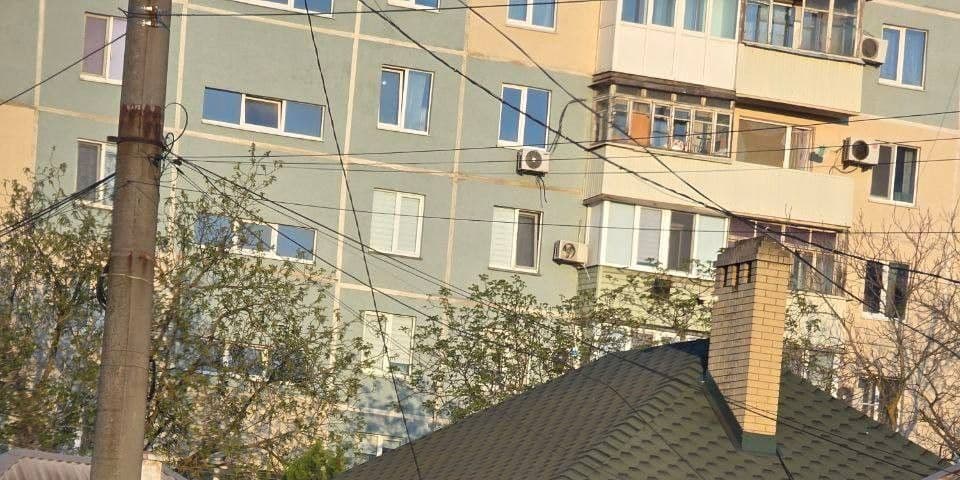 Дом в оккупированном Мариуполе, май 2026 года. Фото из открытых источников