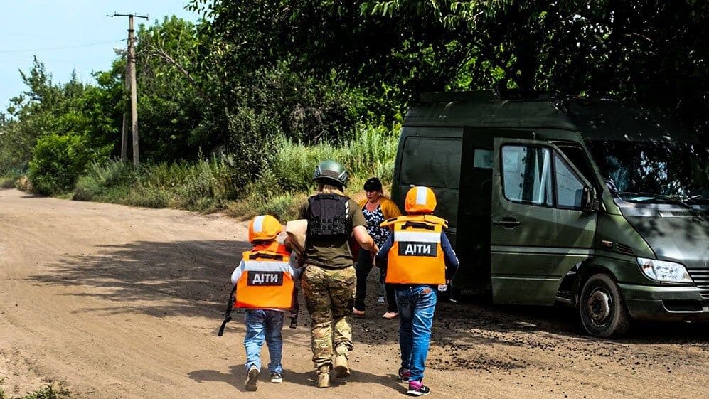 <em>Скільки дітей залишається у Слов’янській громаді на Донеччині. Фото: поліція Донеччини</em>