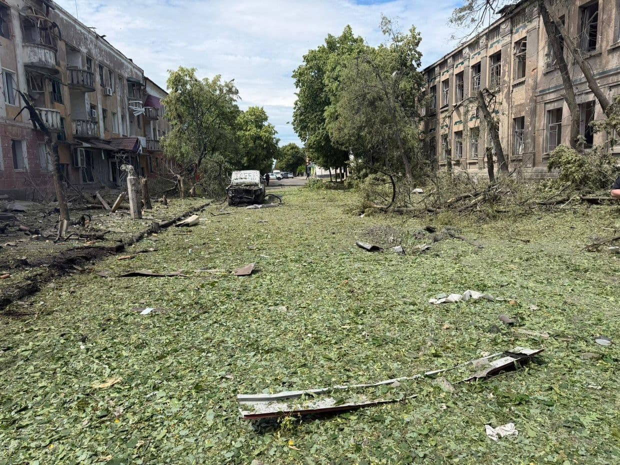 Стало відомо, що три людини загинуло внаслідок суботнього авіаудару по Словʼянську