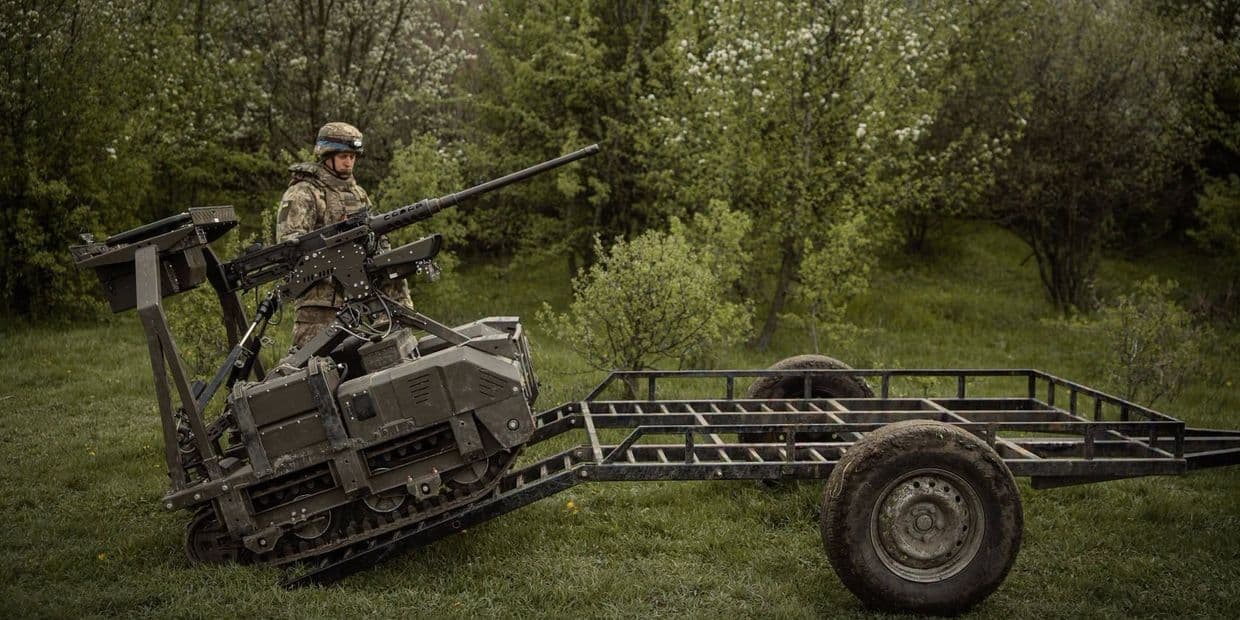 Украинский защитник с боевым НРК. Фото: 5 ОШБр