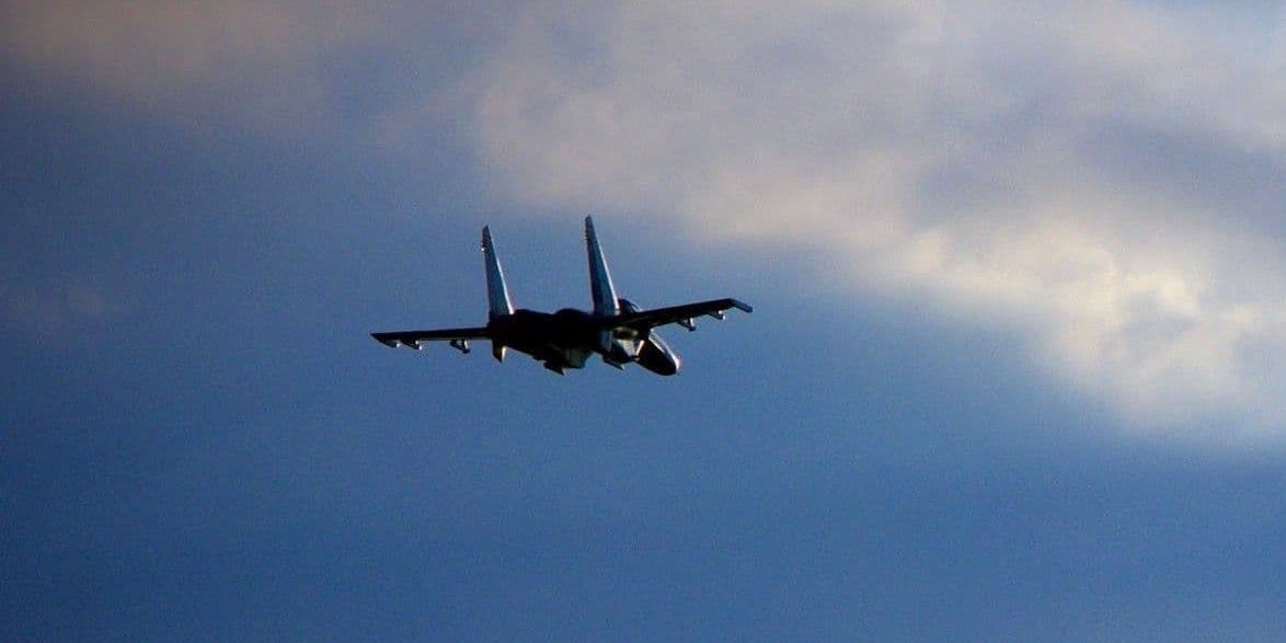 Украинский боевой самолет. Фото: 39 БрТА