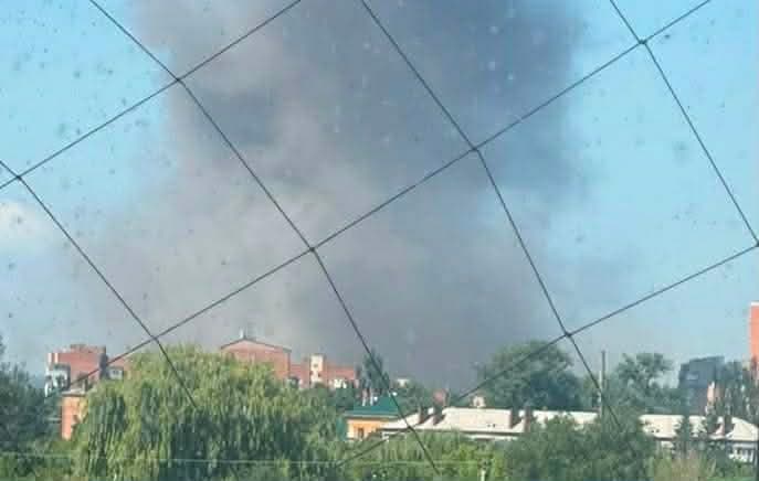 Ворог ударив КАБами по Словʼянську: поранено чоловіка