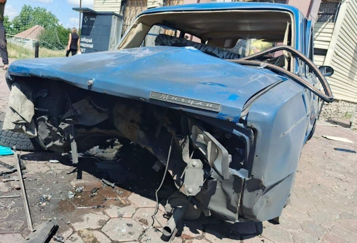5 людей поранені внаслідок дронового удару по автівці у Краматорську