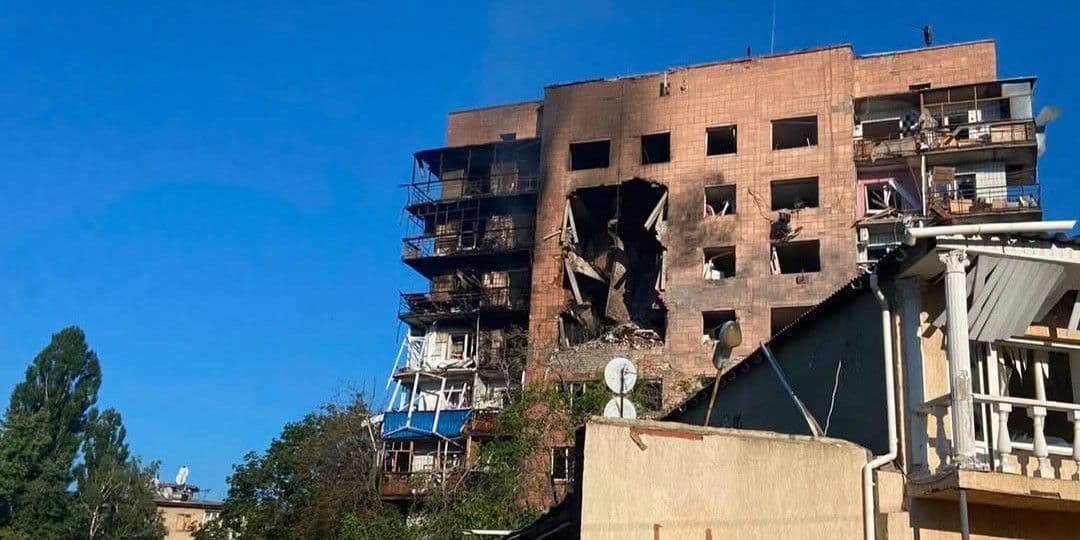 Через масовані обстріли Донеччини 4 цивільних загинули та ще 13 зазнали поранень, також багато руйнувань (фото)