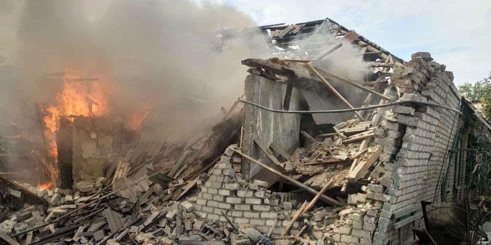 1 загиблий та 21 поранений: рашисти 27 разів обстріляли Донеччину (фото)