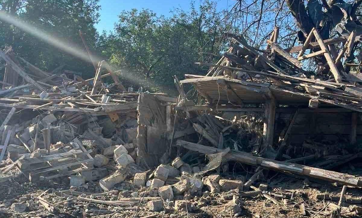 Наслідки російського обстрілу Донеччини. Фото: Facebook/Вадим Філашкін