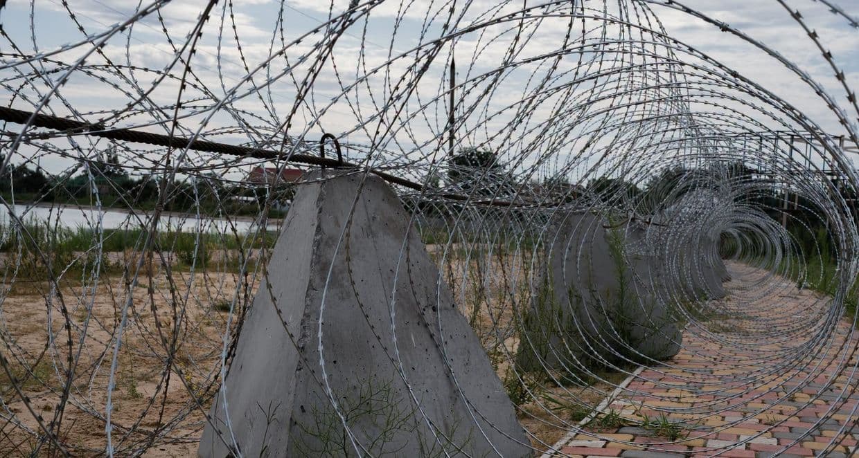 У Слов'янській бригаді НГУ показали, облаштування фортифікацій навколо Слов'янська (фото)