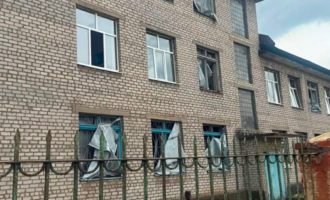 <em>Фото: поліції. Наслідки ворожих обстрілів на Донеччині. </em>