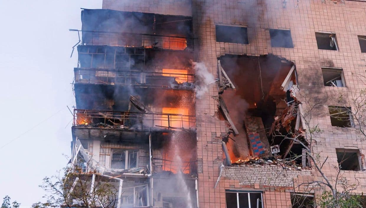 В ГСЧС показали последствия ночного авиаудара по Краматорску