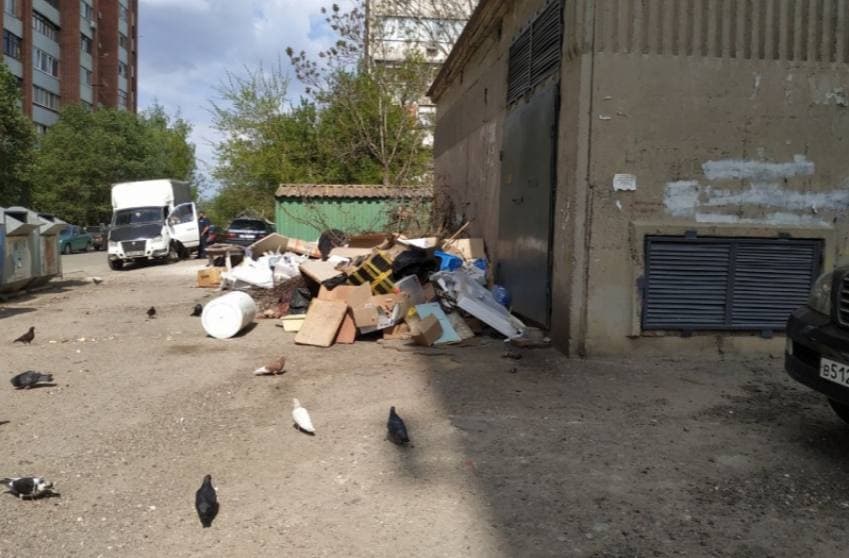 В окупованому Луганську. Фото з відкритих джерел