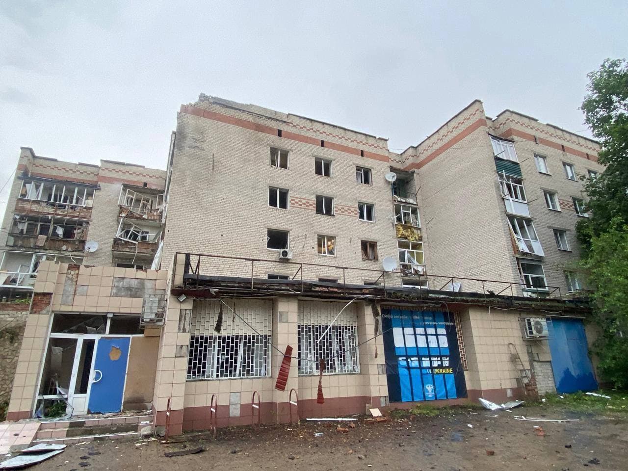 В Краматорске пострадавшие от вчерашнего авиаудара были госпитализированы (фото)