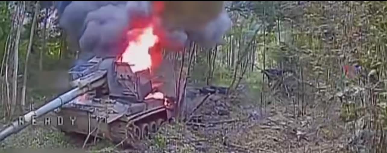 <em>57 окрема мотопіхотна бригада імені кошового отамана Костя Гордієнка. Знищений танк ворога</em>