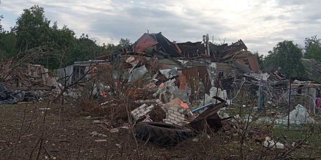 Ще 31 цивільний об'єкт зазнав руйнувань унаслідок російських обстрілів Донеччини, зокрема 9 будинків (фото)